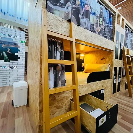 Rock School ,algarve Ostello *