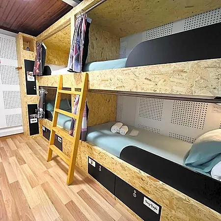 Rock School ,algarve Hostel